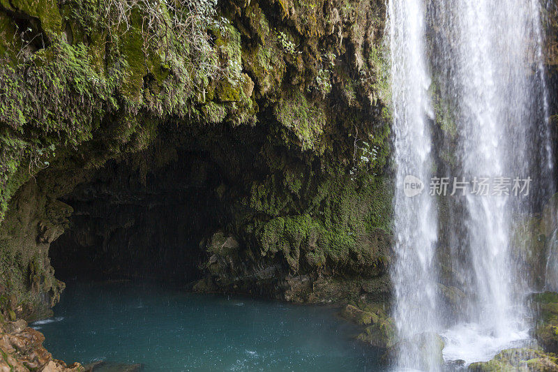 叶尔卡普雷瀑布默辛， 土耳其